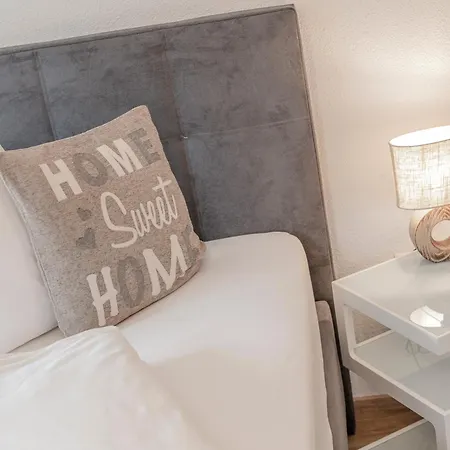 Haus Sonnenheim Apartment Langenfeld Room photo