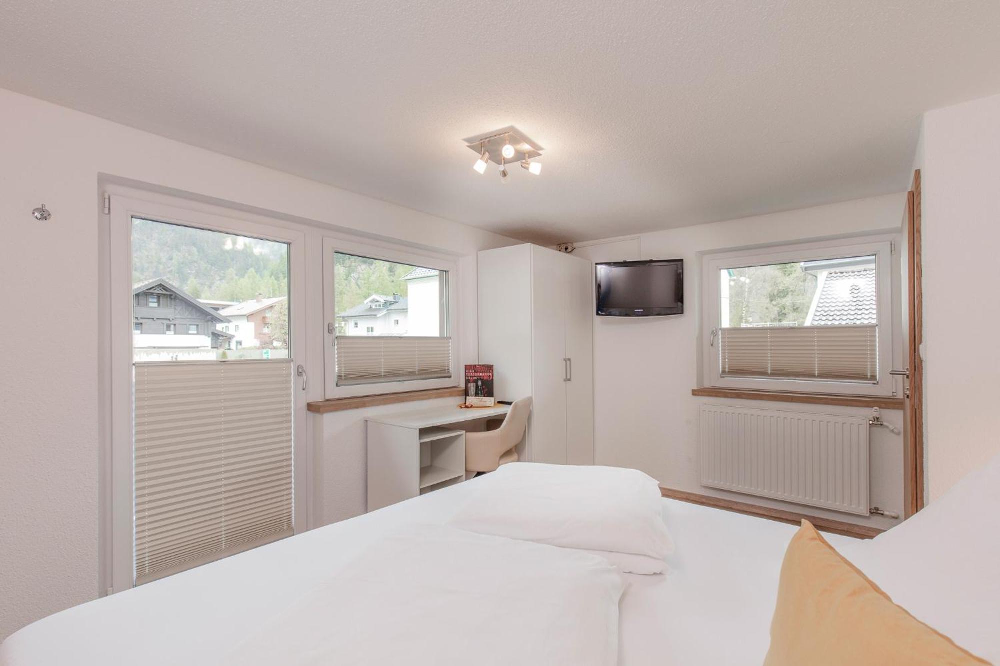 Haus Sonnenheim Apartment Langenfeld
